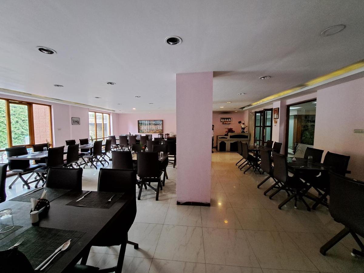 Hotel Preethi Classic Towers Ooty Exterior foto